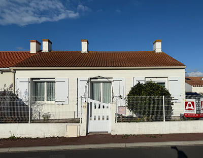 Maison - 80 m² - 5 pièces