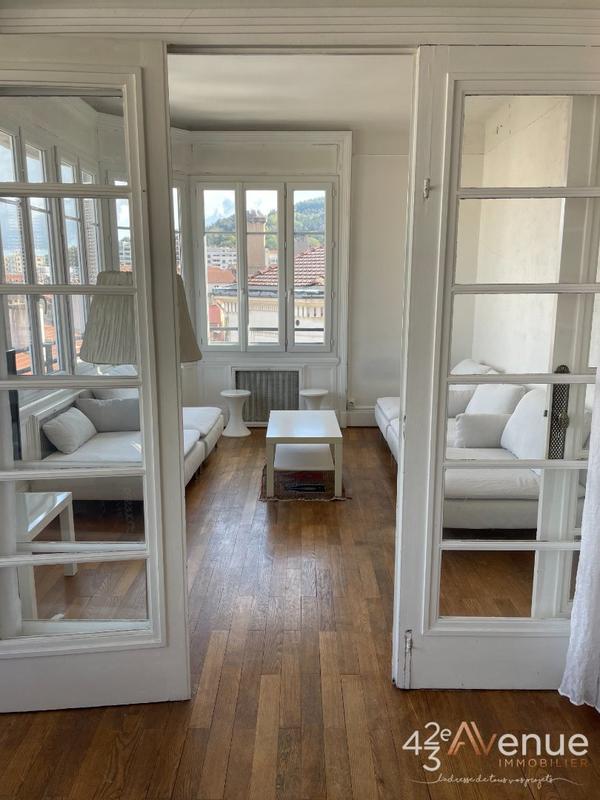 Appartement - 91 m² - 5 pièces