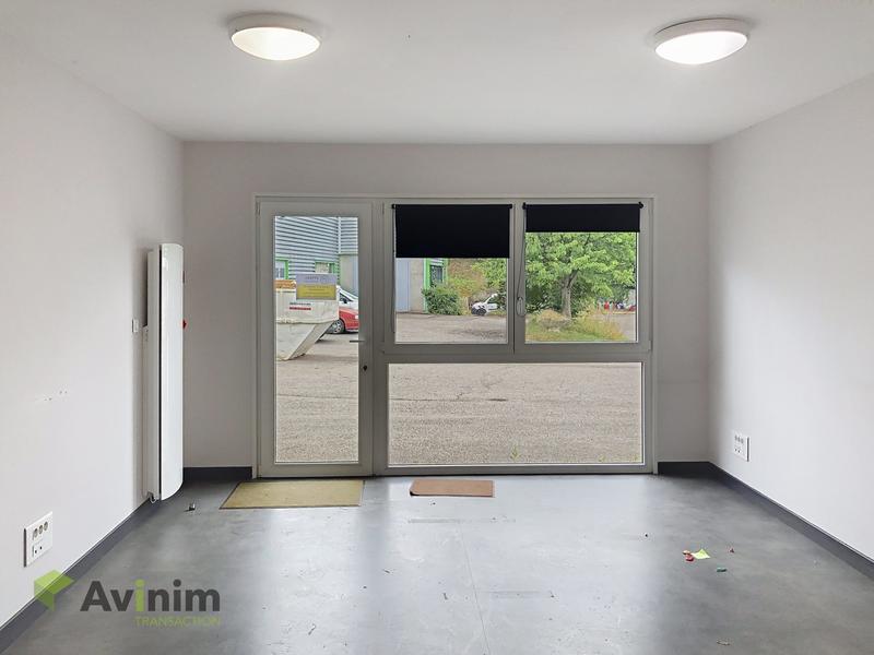 Local commercial - 1 068 m²