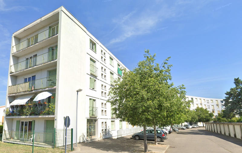 Appartement ancien - 86 m² - 5 pièces