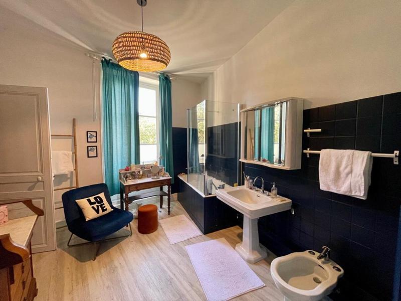 Appartement - 173 m² - 5 pièces