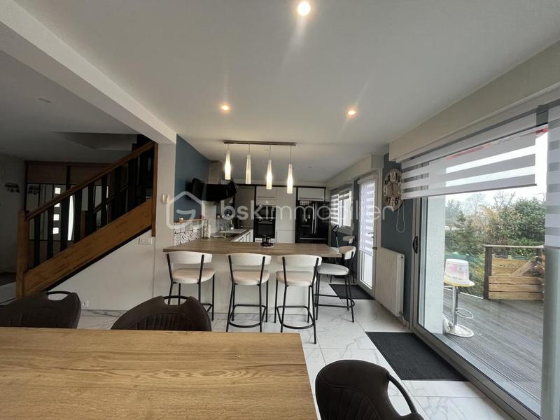 Maison - 174 m² - 5 pièces