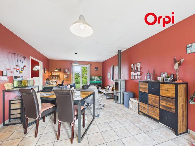 Maison - 90 m² - 5 pièces