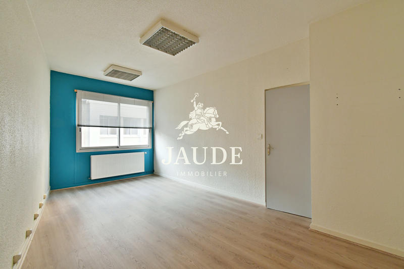 Appartement - 96 m² - 4 pièces