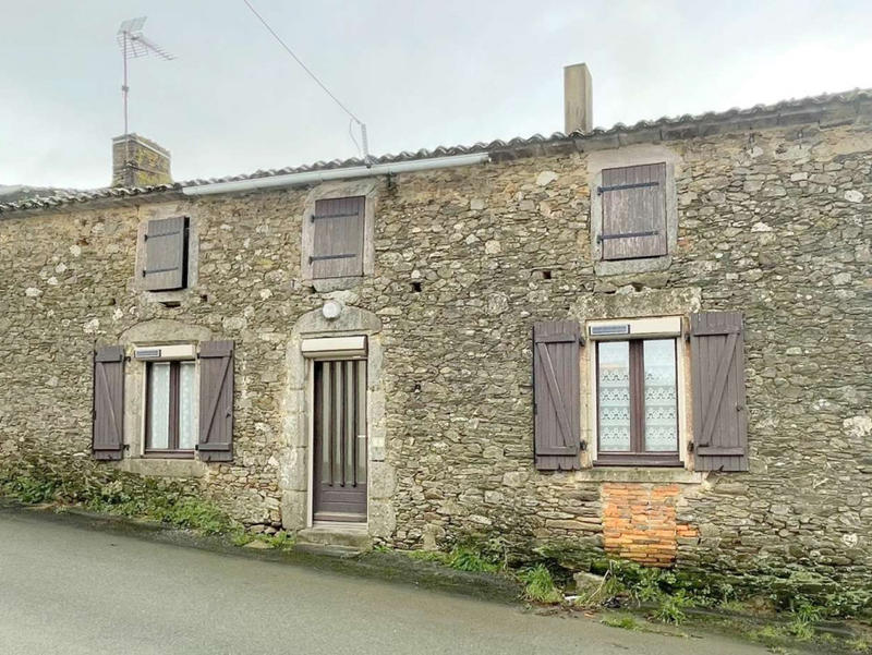 Maison - 90 m² - 4 pièces