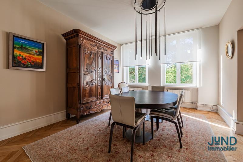 Appartement - 110 m² - 4 pièces