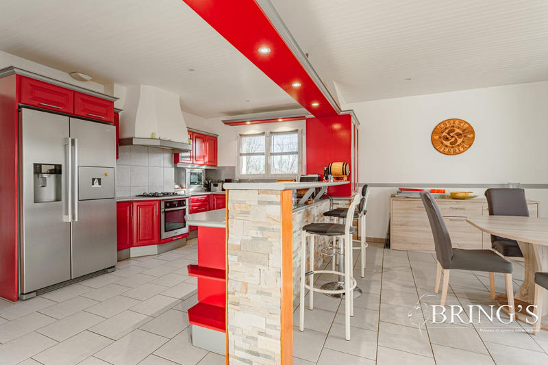 Maison - 515 m² - 9 pièces