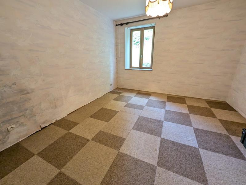 Maison - 327 m² - 10 pièces