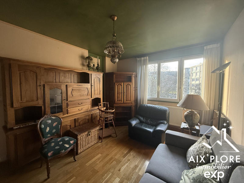 Appartement - 104 m² - 5 pièces