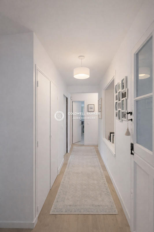 Villa - 206 m² - 6 pièces