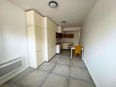 Local commercial - 42 m² - 3 pièces