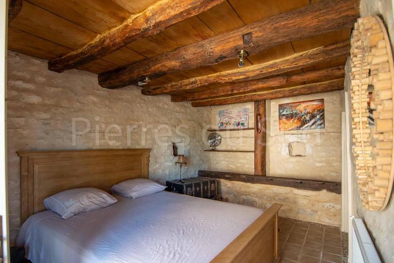 Propriété - 714 m² - 12 pièces