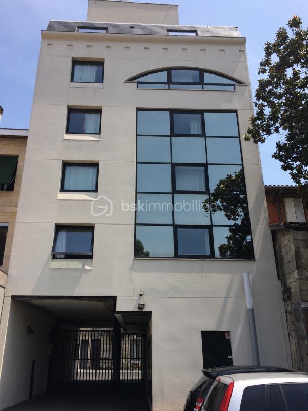 Studio - 24 m² - 1 pièce