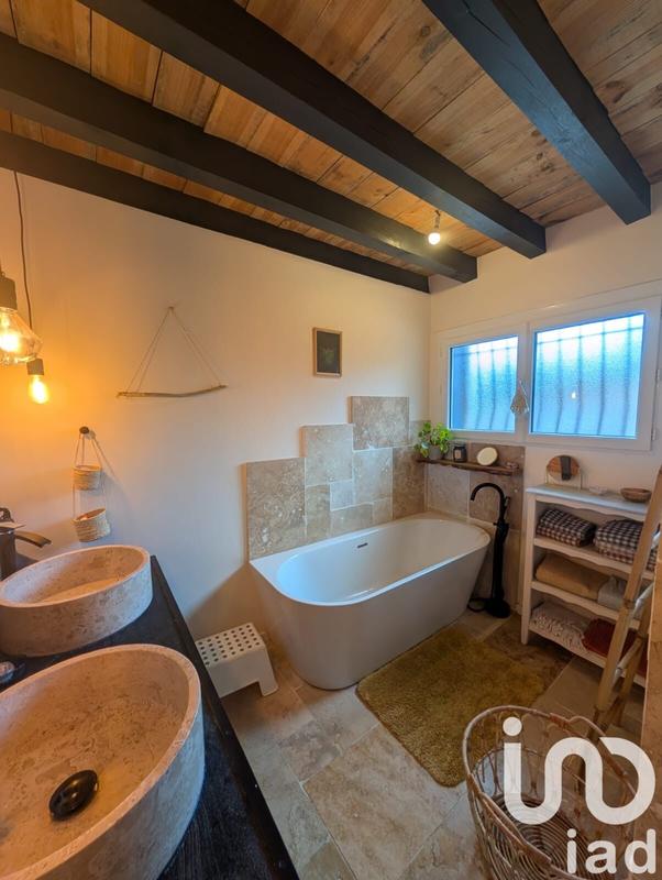 Maison - 96 m² - 3 pièces