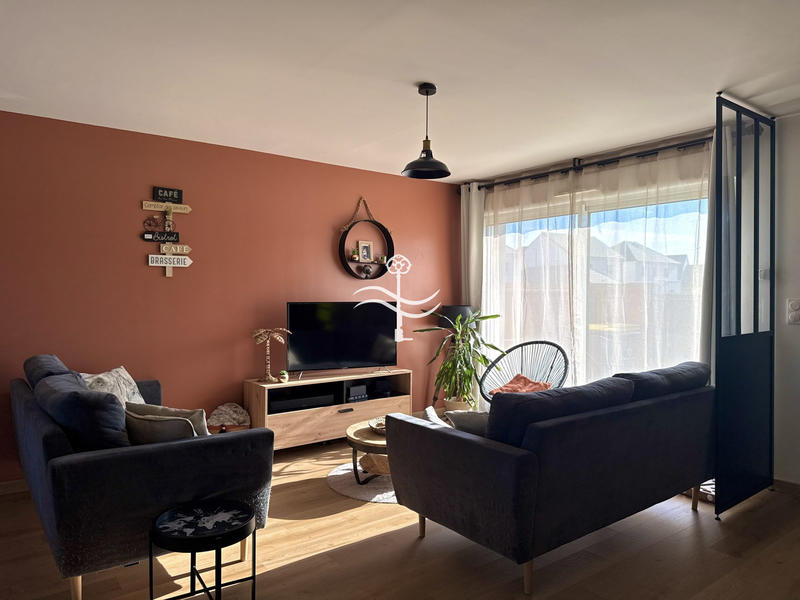 Maison - 93 m² - 5 pièces