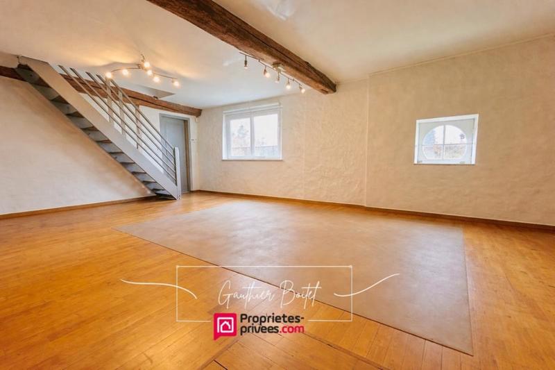 Maison - 250 m² - 9 pièces