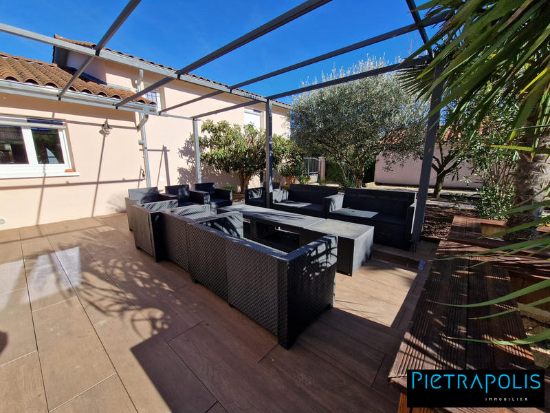 Maison traditionnelle - 171 m² - 5 pièces