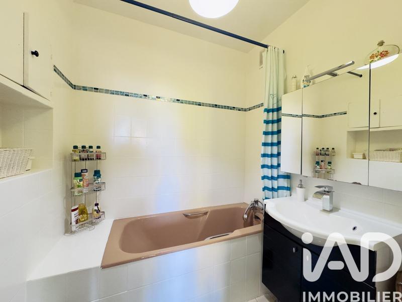 Appartement - 95 m² - 4 pièces