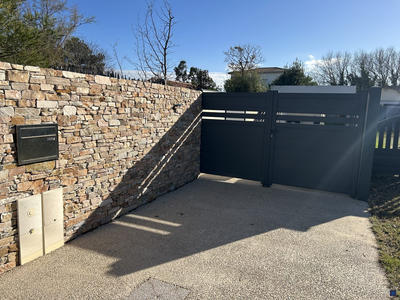 Maison - 80 m² - 1 pièce