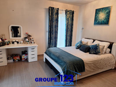 Maison - 169 m² - 7 pièces