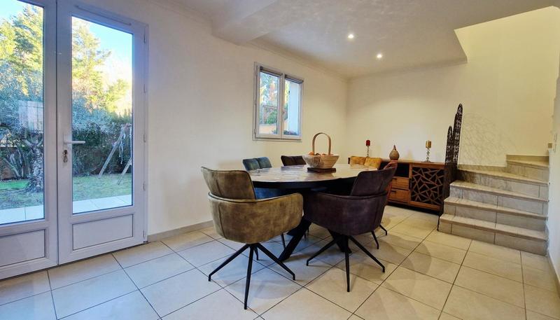 Pavillon - 89 m² - 4 pièces