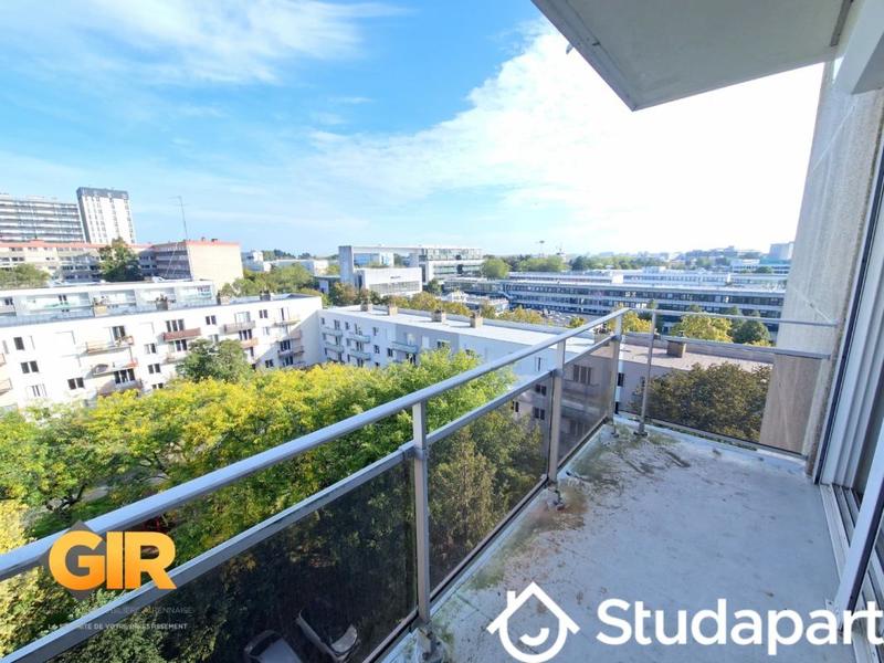 Chambre - 9 m² - 1 pièce