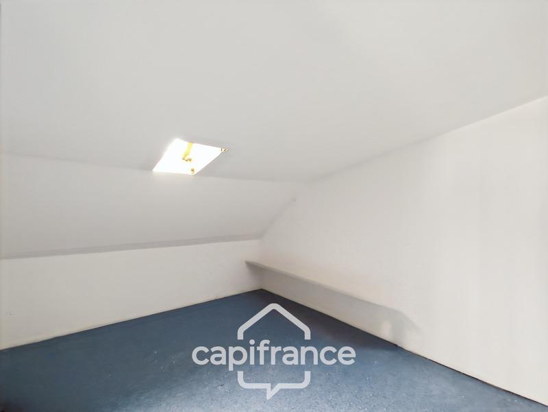 Maison - 94 m² - 6 pièces