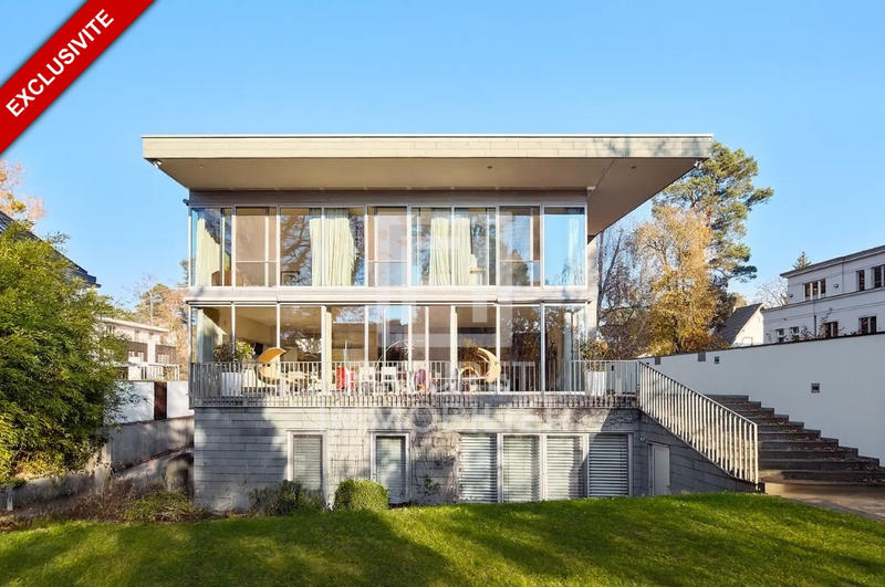 Demeure - 260 m² - 10 pièces