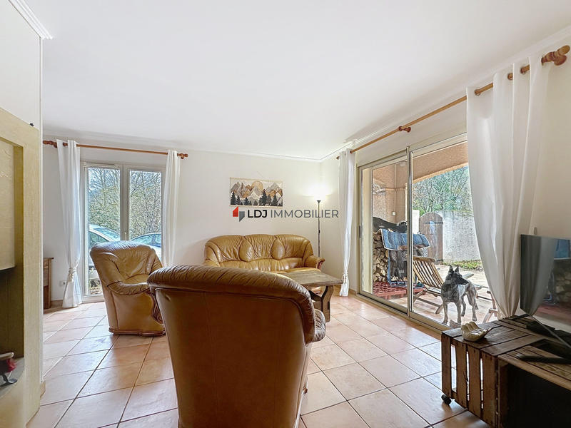 Maison - 108 m² - 4 pièces