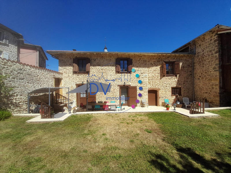 Maison - 221 m² - 9 pièces