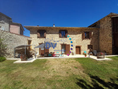 Maison - 221 m² - 9 pièces