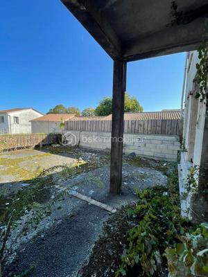 Maison de ville - 500 m² - 7 pièces