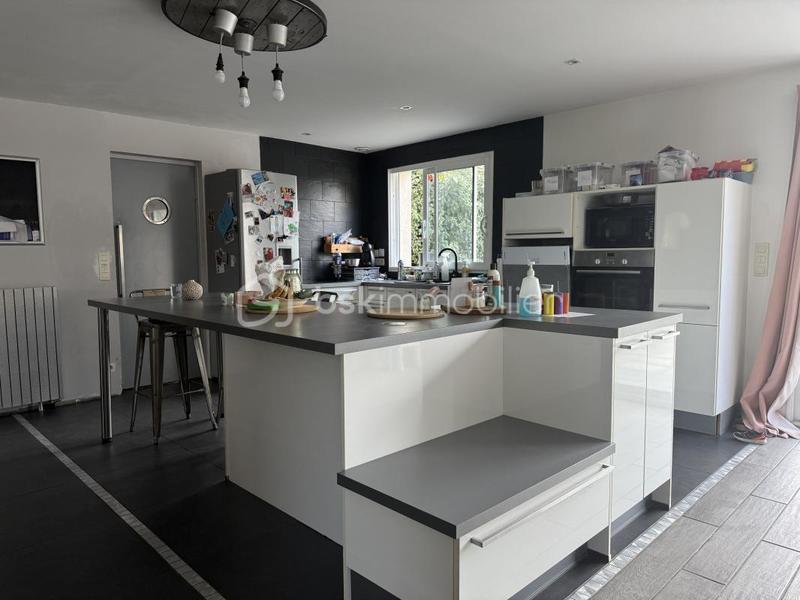 Propriété - 148 m² - 5 pièces