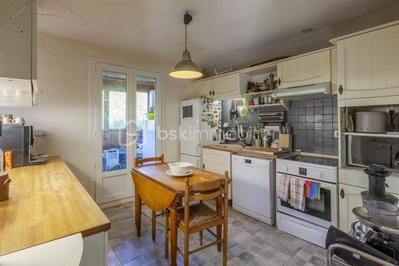 Maison - 90 m² - 4 pièces