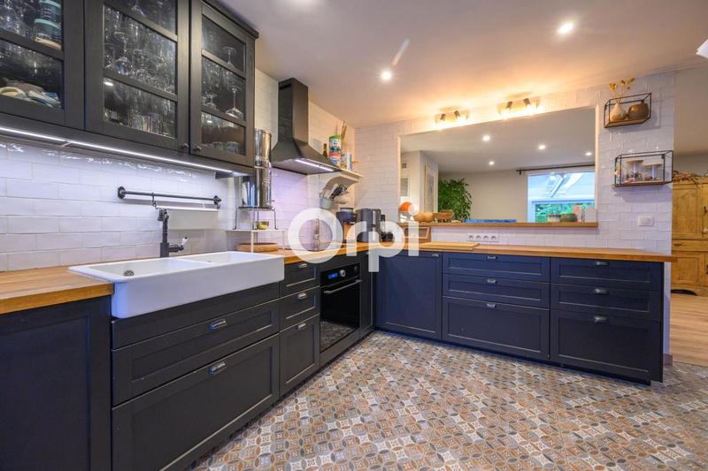 Maison - 175 m² - 6 pièces