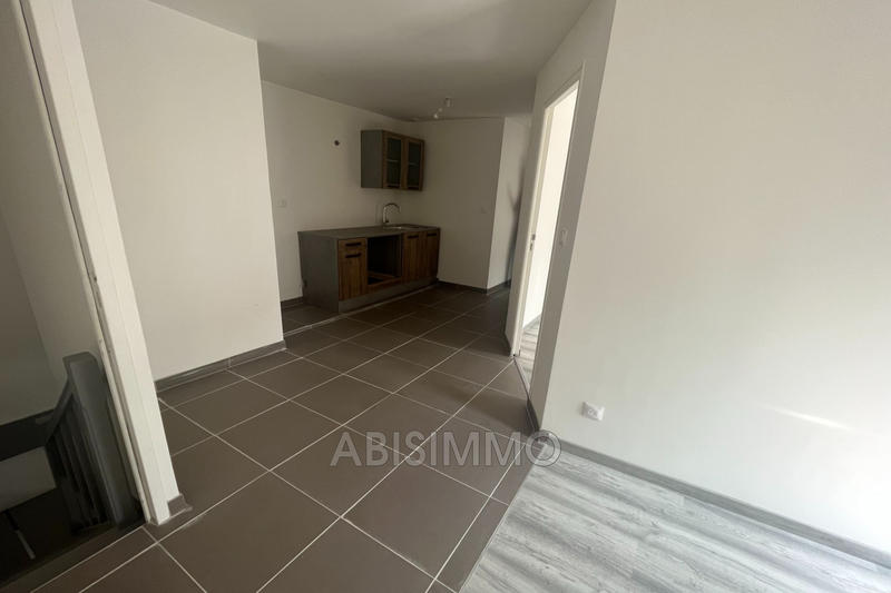 Appartement - 81 m² - 3 pièces