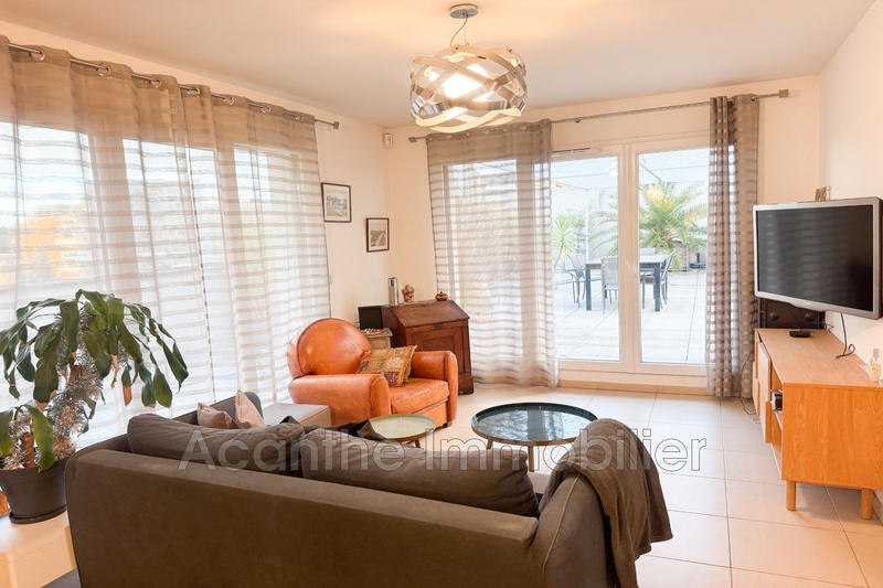 Appartement - 80 m² - 3 pièces