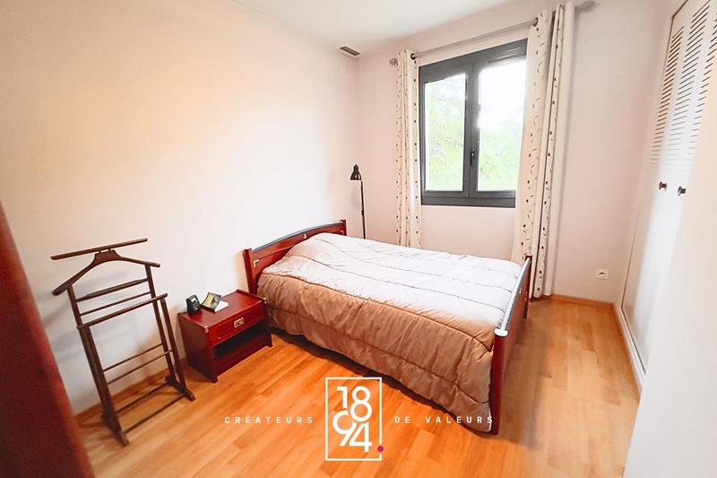 Villa - 175 m² - 5 pièces