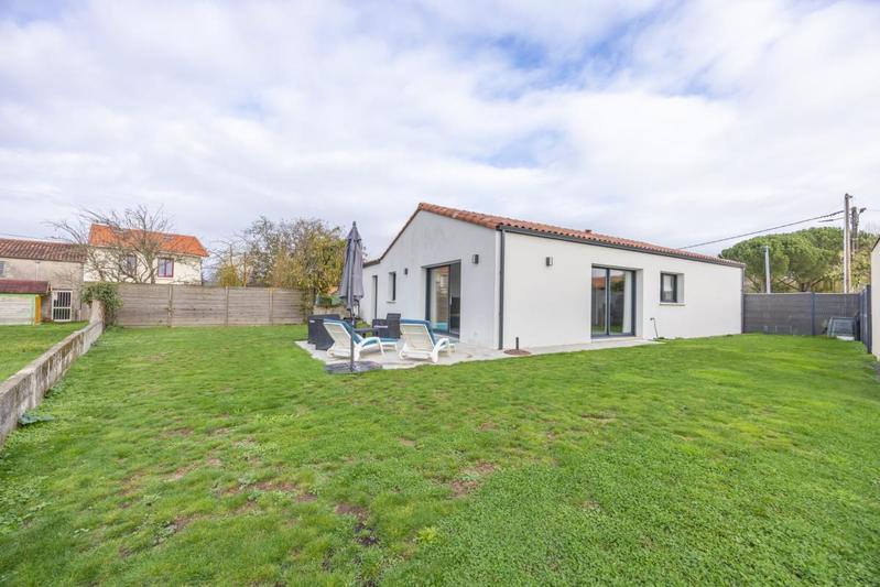 Maison - 95 m² - 4 pièces