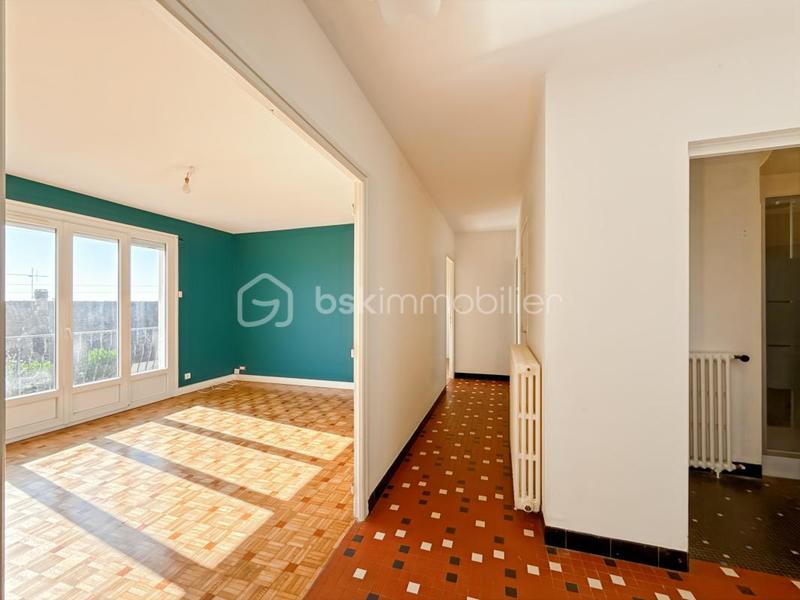 Maison - 141 m² - 7 pièces