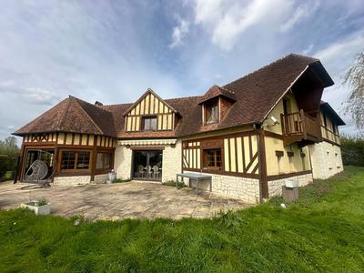 Maison - 288 m² - 6 pièces