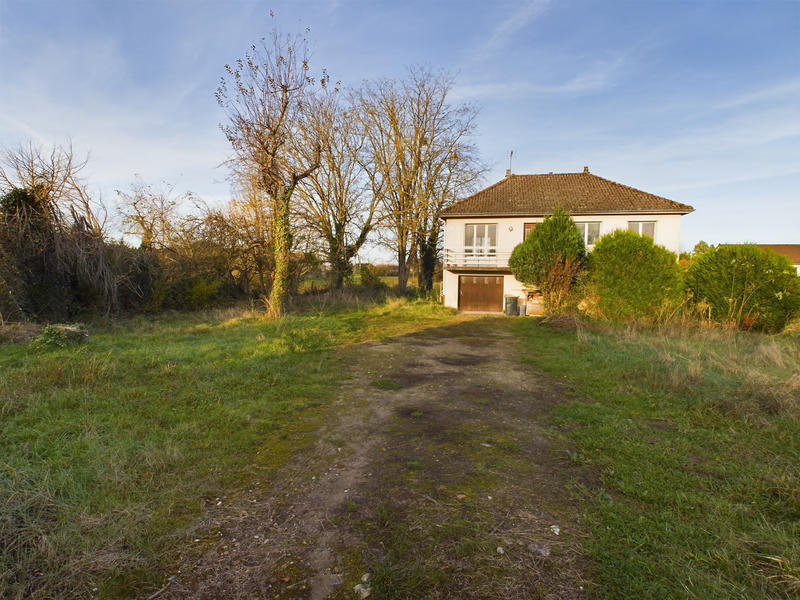 Maison - 76 m² - 4 pièces