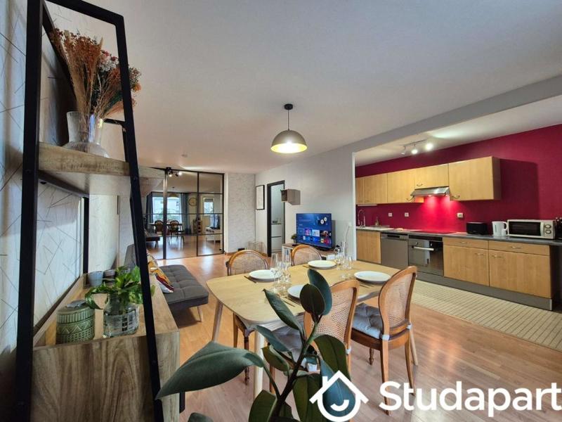 Appartement - 79 m² - 3 pièces