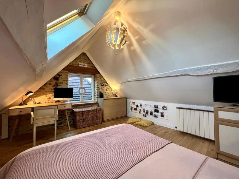 Maison - 300 m² - 7 pièces