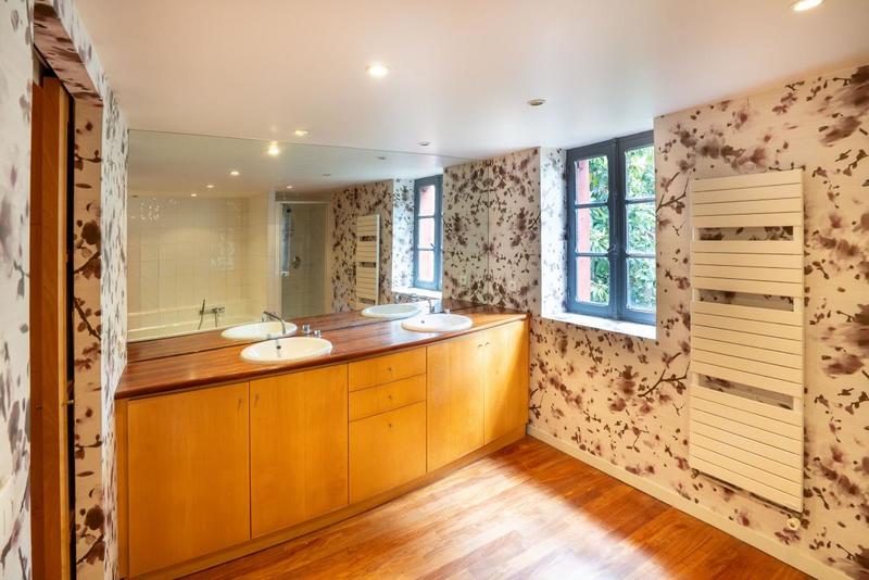 Maison de ville - 95 m² - 4 pièces