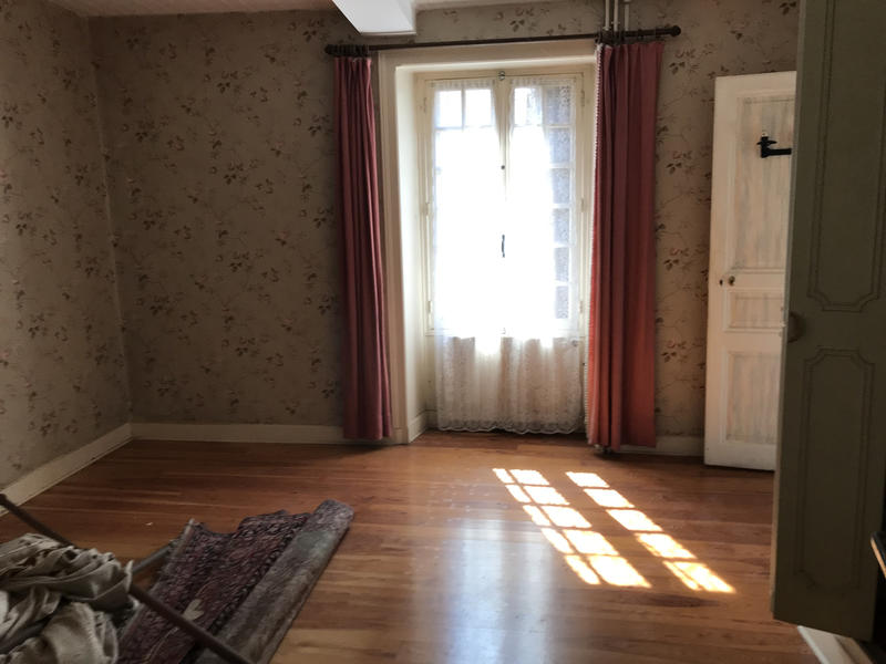 Maison de village - 218 m² - 7 pièces