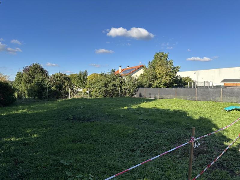 Terrain industriel - 445 m²