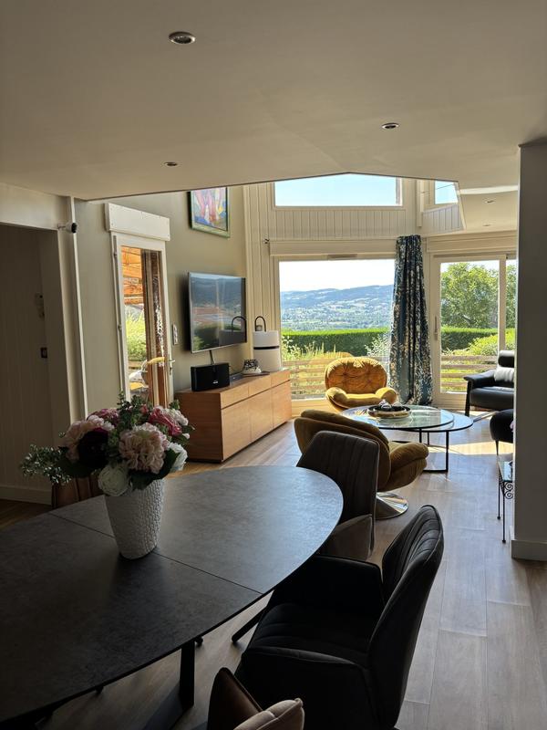 Villa - 200 m² - 5 pièces