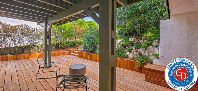 Maison - 150 m² - 5 pièces