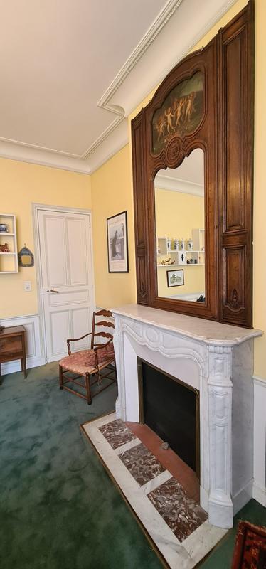 Appartement - 206 m² - 9 pièces